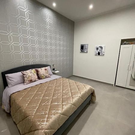 נאפולי Casa Vacanza Carme מראה חיצוני תמונה
