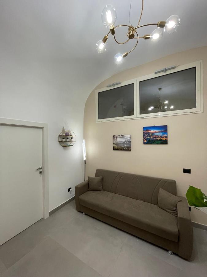 נאפולי Casa Vacanza Carme מראה חיצוני תמונה