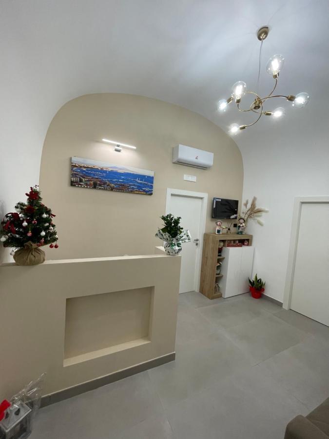 נאפולי Casa Vacanza Carme מראה חיצוני תמונה